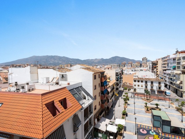 Ático con 3 Dormitorios  en Fuengirola