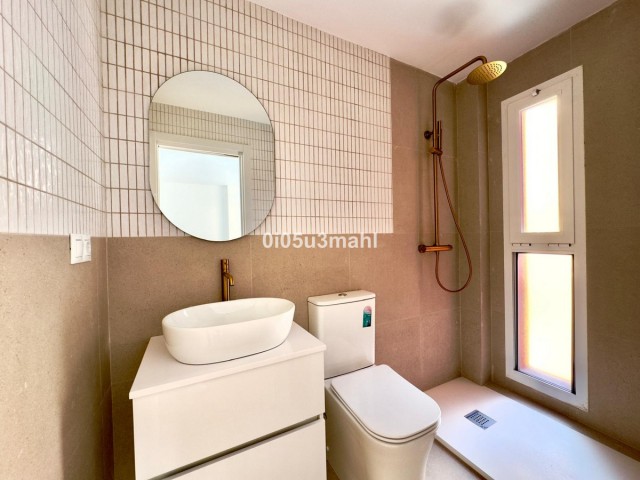 Kommersiell Málaga - R5080597