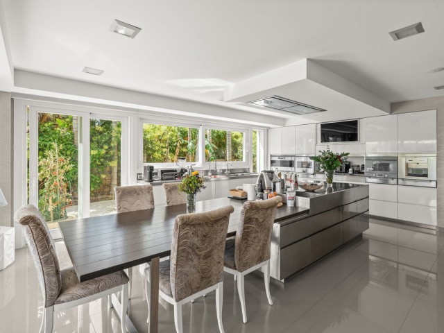 8 Soveroms Villa i Bahía de Marbella