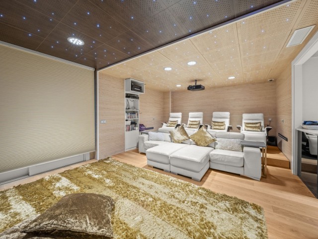 8 Soveroms Villa i Bahía de Marbella