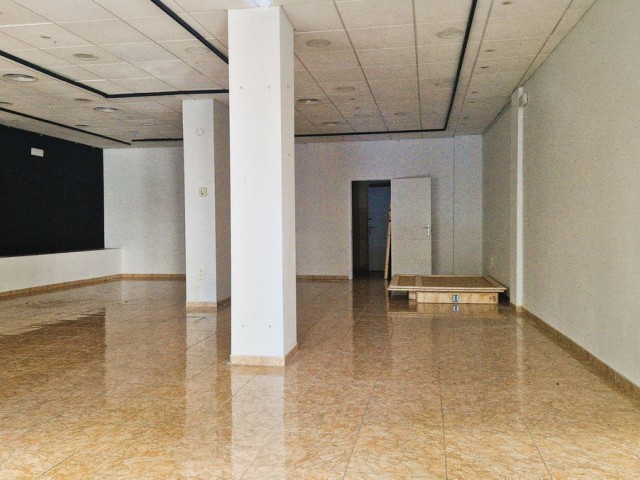 Comercial con 0 Dormitorios  en Marbella
