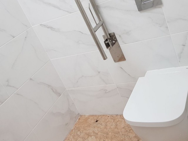 Comercial con 0 Dormitorios  en Marbella