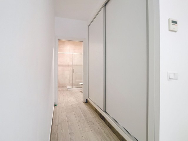 Apartamento con 3 Dormitorios  en Málaga Centro