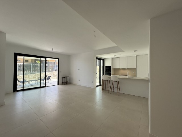 Apartamento con 3 Dormitorios  en Fuengirola