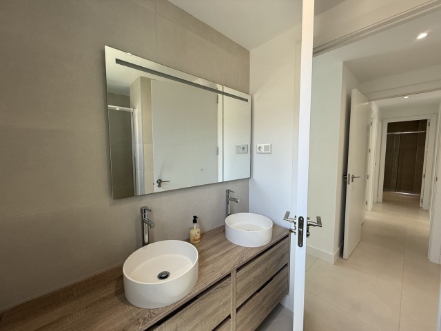 Apartamento con 3 Dormitorios  en Fuengirola