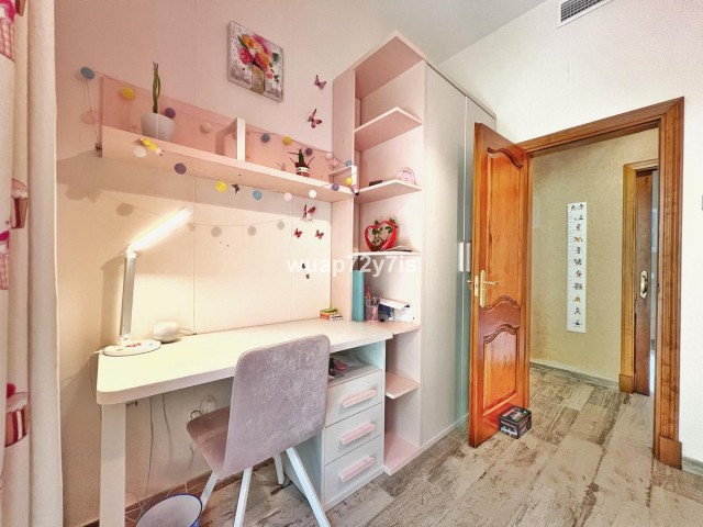 4 Bedrooms Villa in Istán