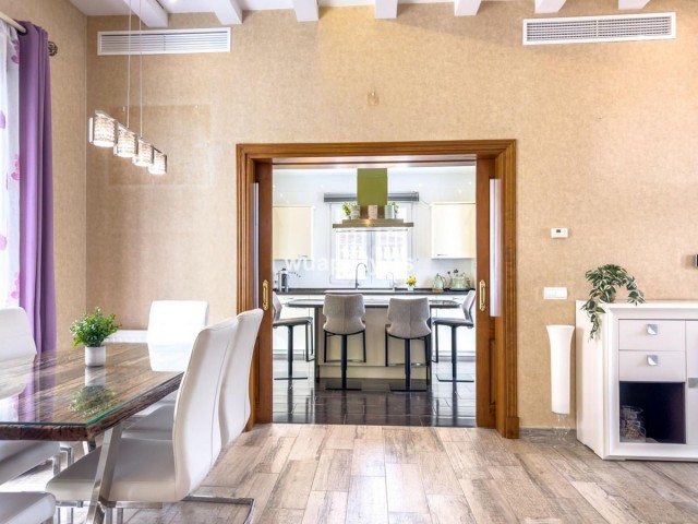 4 Bedrooms Villa in Istán