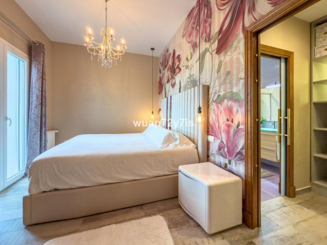 4 Bedrooms Villa in Istán