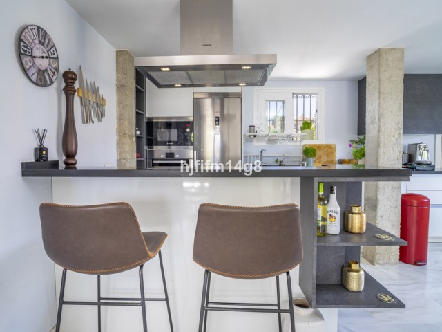 4 Schlafzimmer Villa in Nueva Andalucía