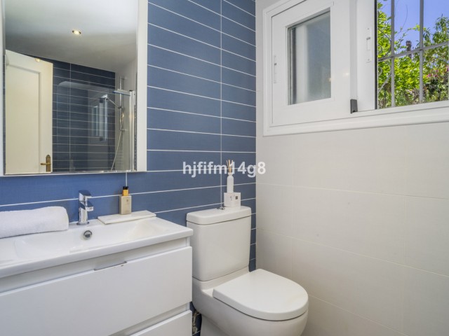 4 Schlafzimmer Villa in Nueva Andalucía