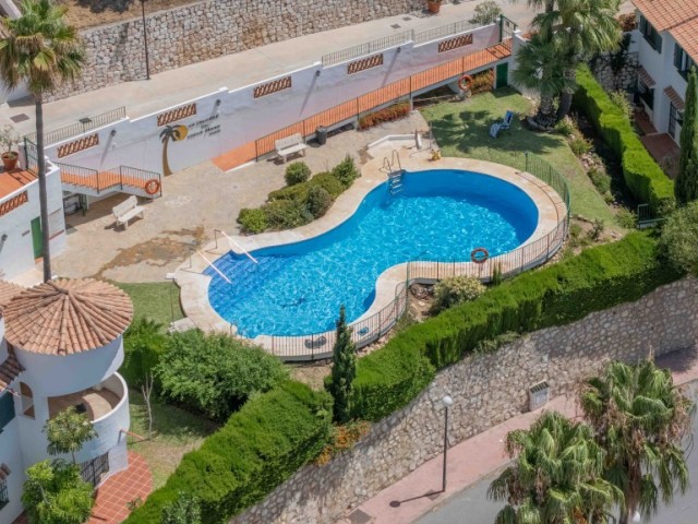 Adosado con 3 Dormitorios  en Mijas