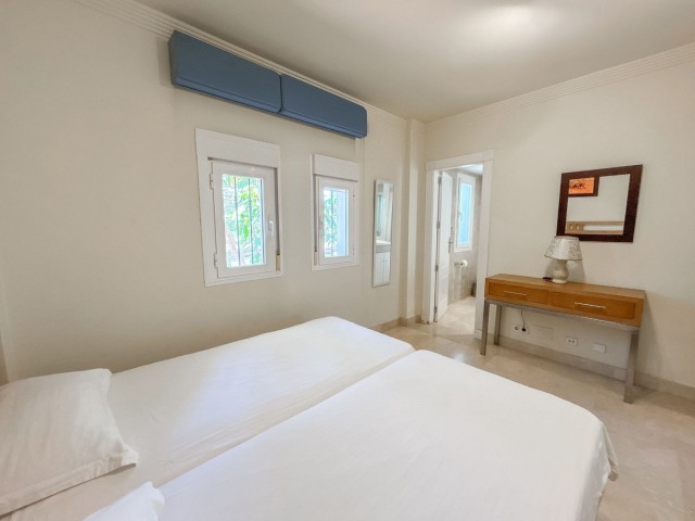 Appartement avec 2 Chambres  à Estepona