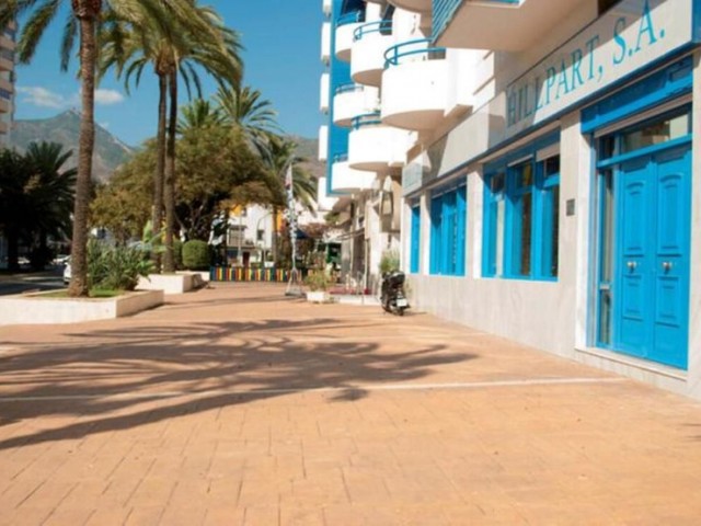 Comercial con 0 Dormitorios  en Marbella