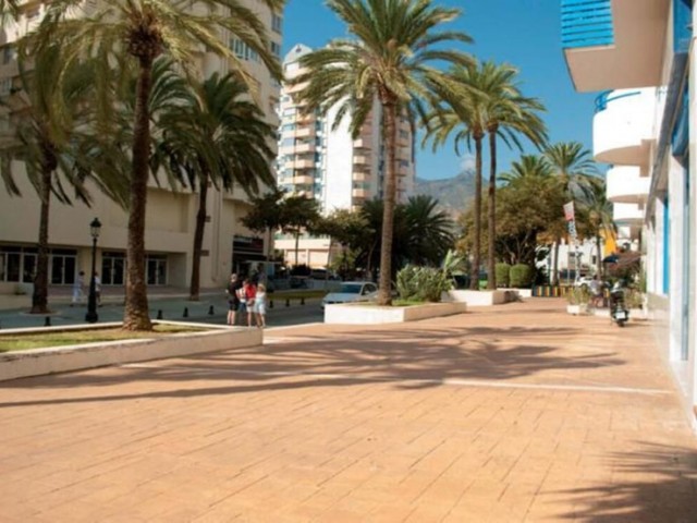 Comercial con 0 Dormitorios  en Marbella