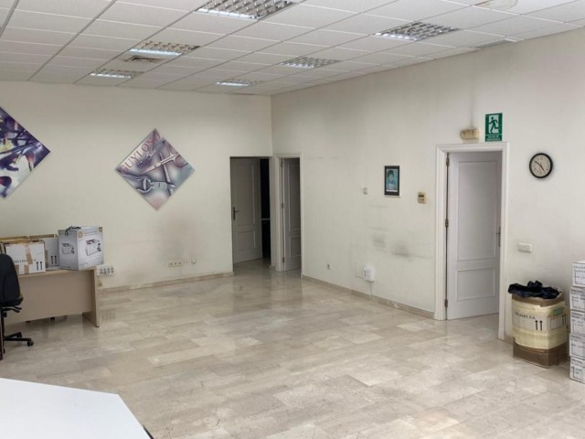 Comercial con 0 Dormitorios  en Marbella