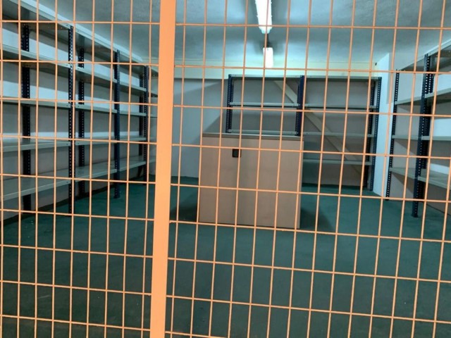 Comercial con 0 Dormitorios  en Marbella