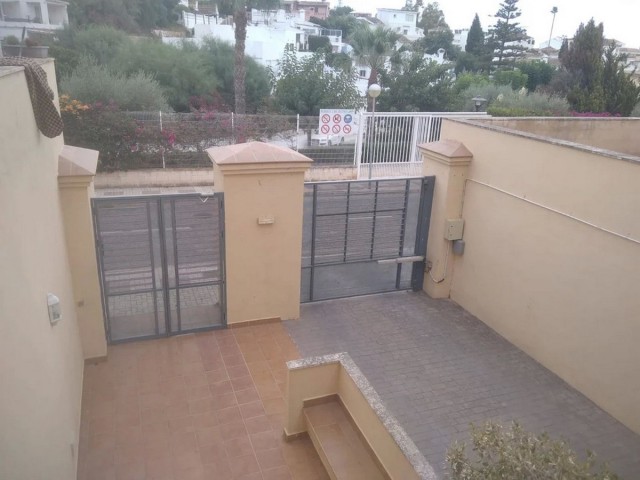 3 Schlafzimmer Reihenhaus in Calahonda