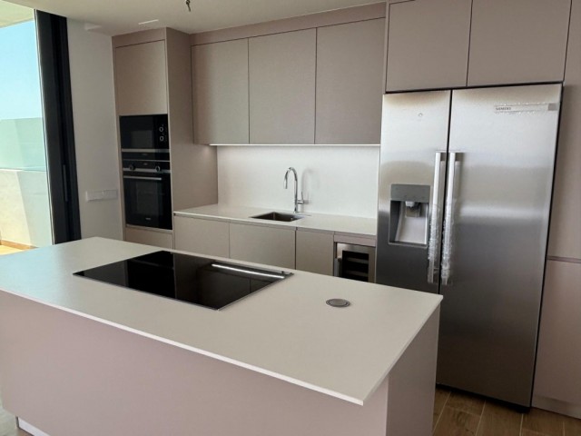 2 Bedrooms Apartment in Fuengirola