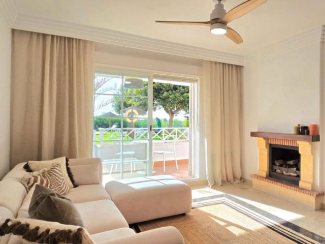 3 Bedrooms Apartment in Río Real