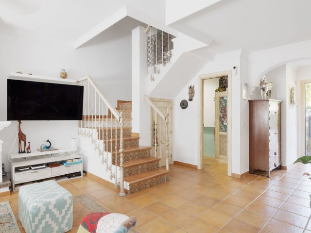 4 Slaapkamer Rijtjeshuis in San Pedro de Alcántara