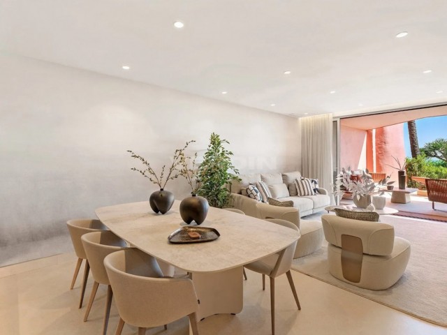 Appartement avec 3 Chambres  à Estepona