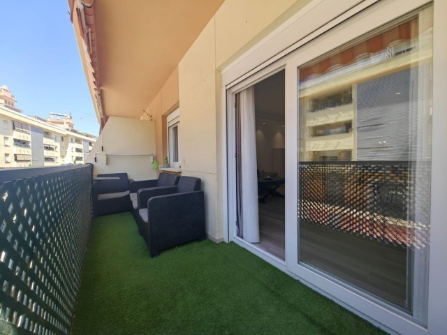 Appartement avec 3 Chambres  à Estepona