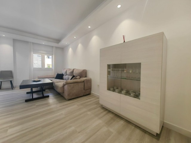 Appartement avec 3 Chambres  à Estepona