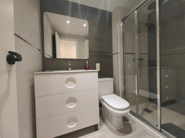 Appartement avec 3 Chambres  à Estepona