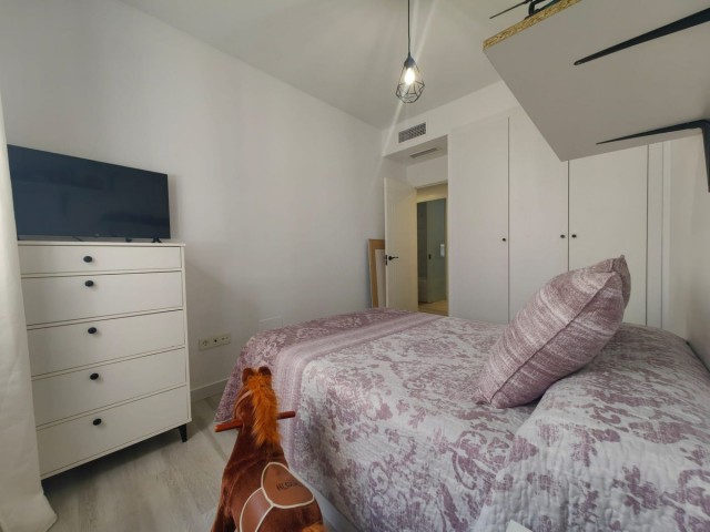 Appartement avec 3 Chambres  à Estepona