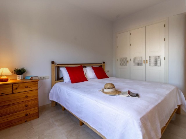 Penthouse in Artola