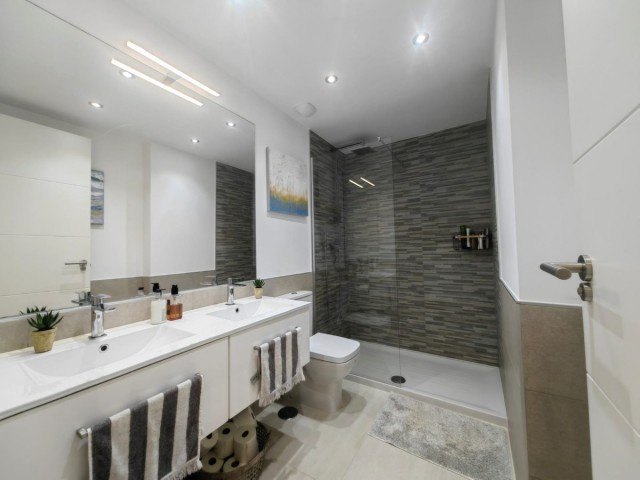 2 Bedrooms Apartment in Estepona