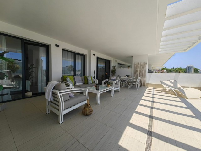 2 Bedrooms Apartment in Estepona