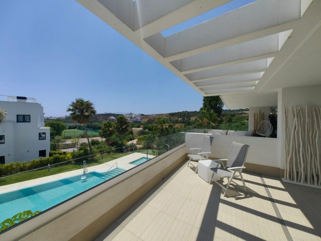 2 Bedrooms Apartment in Estepona