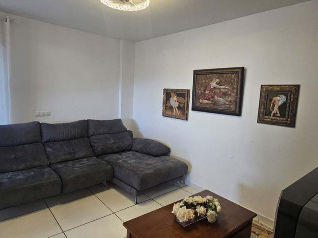 Villa con 4 Dormitorios  en Benalmadena