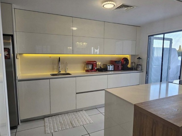 Villa avec 4 Chambres  à Benalmadena