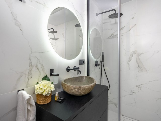 Penthouse avec 4 Chambres  à Fuengirola
