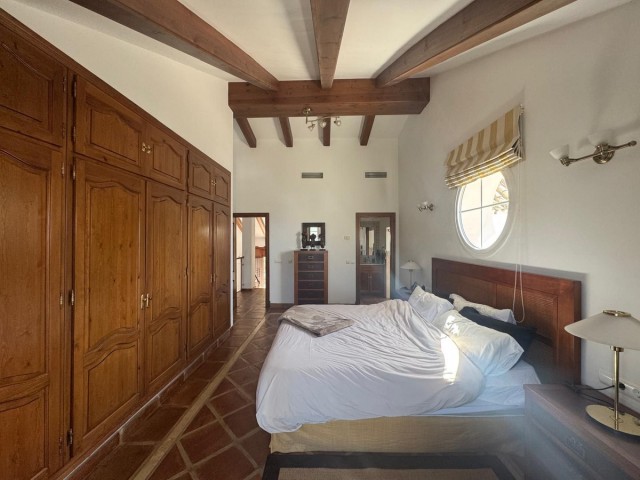 Villa avec 3 Chambres  à Istán