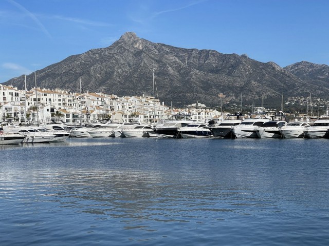 Penthouse in Puerto Banús