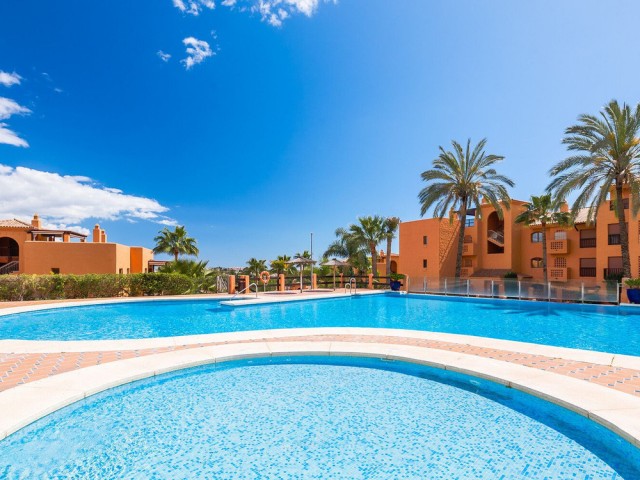 3 Bedrooms Apartment in Benahavís