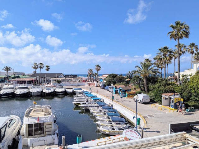 2 Schlafzimmer Apartment in Puerto de Cabopino