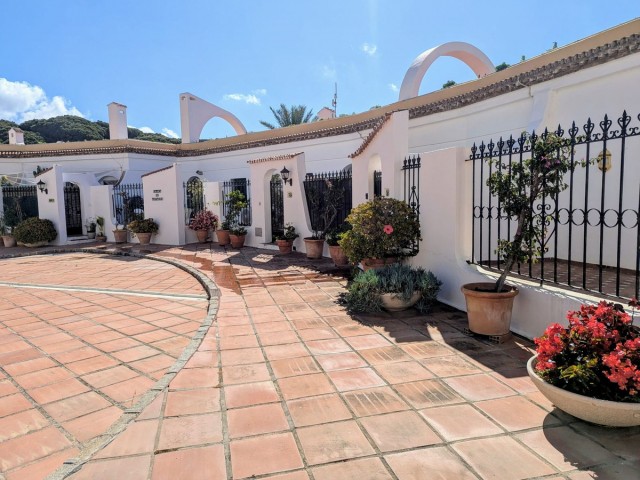 2 Schlafzimmer Apartment in Puerto de Cabopino