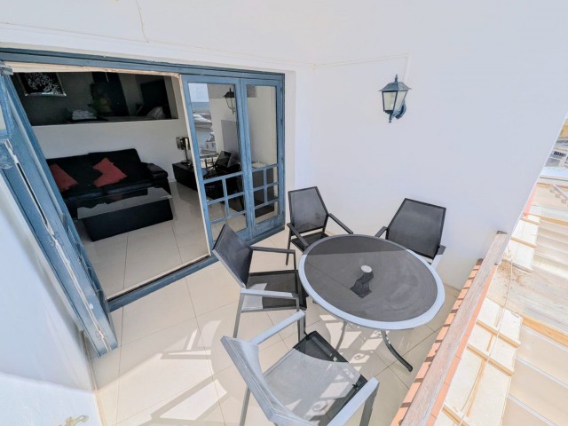 2 Schlafzimmer Apartment in Puerto de Cabopino
