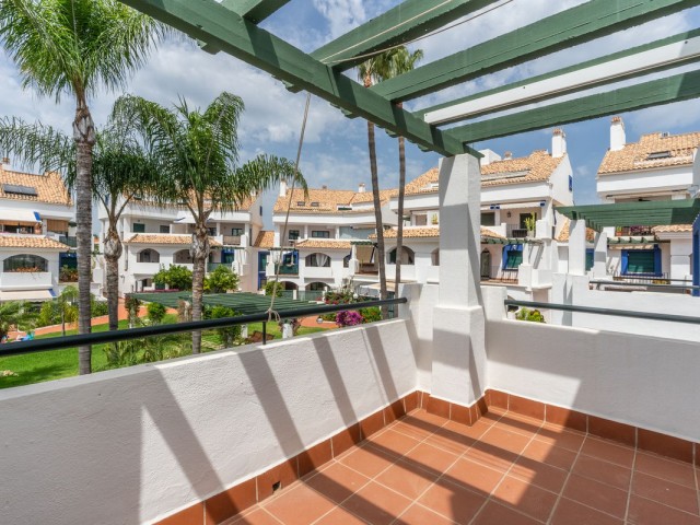 5 Schlafzimmer Reihenhaus in San Pedro de Alcántara