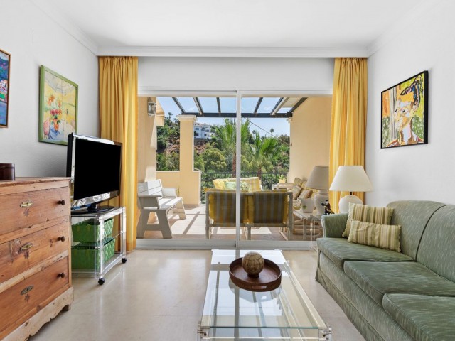 3 Bedrooms Apartment in Benahavís