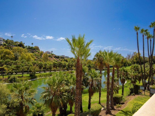 3 Bedrooms Apartment in Benahavís