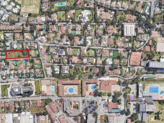  Plot in Atalaya