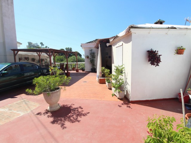 4 Schlafzimmer Villa in Nueva Andalucía