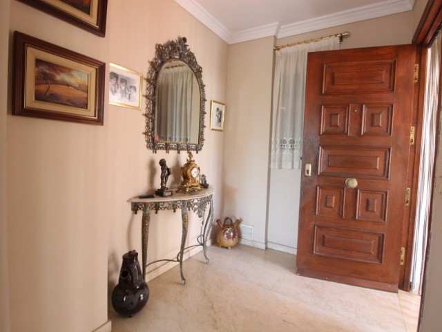 4 Schlafzimmer Villa in Nueva Andalucía