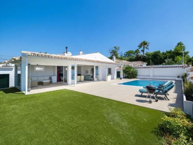 3 Schlafzimmer Villa in San Pedro de Alcántara