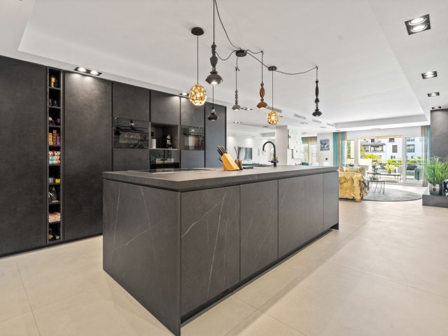 4 Slaapkamer Appartement in Puerto Banús